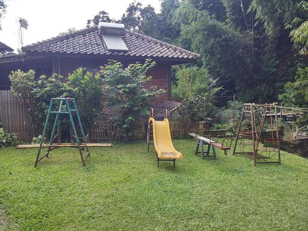 Homestay Triniti Lembang Esterno foto