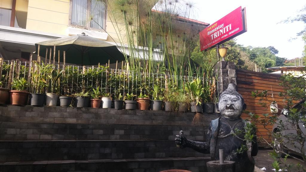 Homestay Triniti Lembang Esterno foto