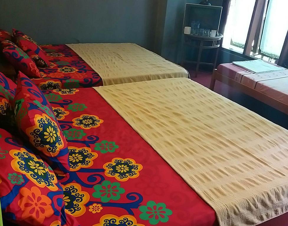 Homestay Triniti Lembang Esterno foto