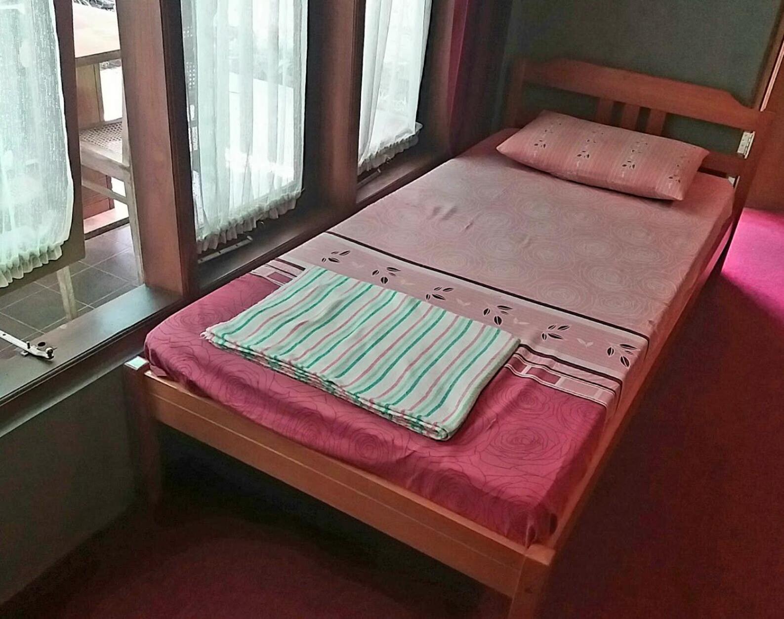 Homestay Triniti Lembang Esterno foto