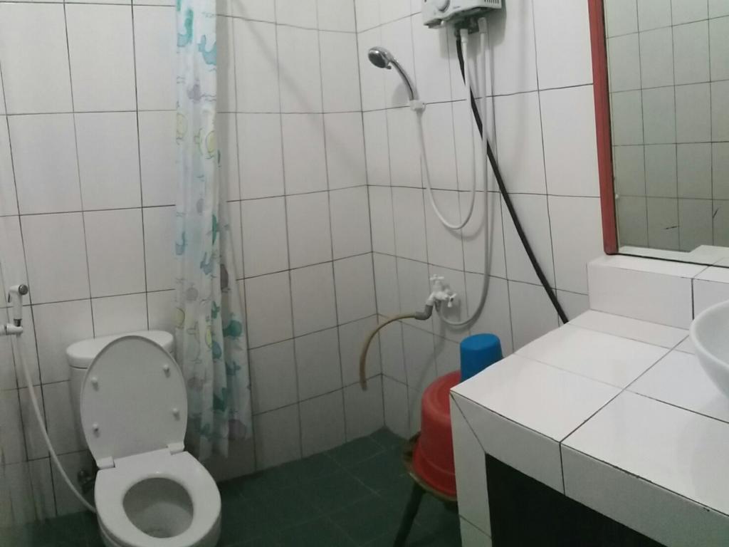 Homestay Triniti Lembang Esterno foto